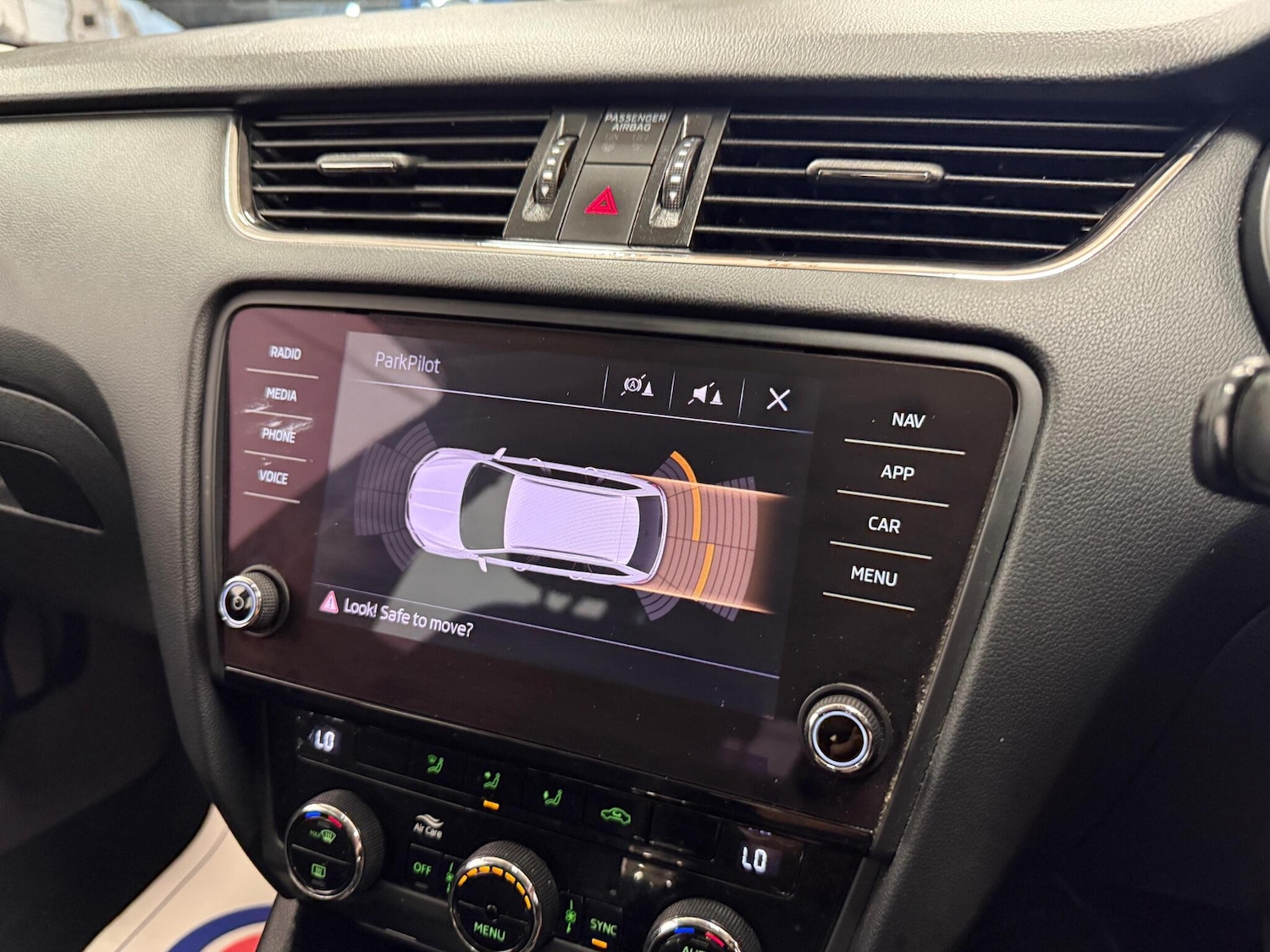 Used Skoda Octavia 2018 for sale - 76307295: Photo 25