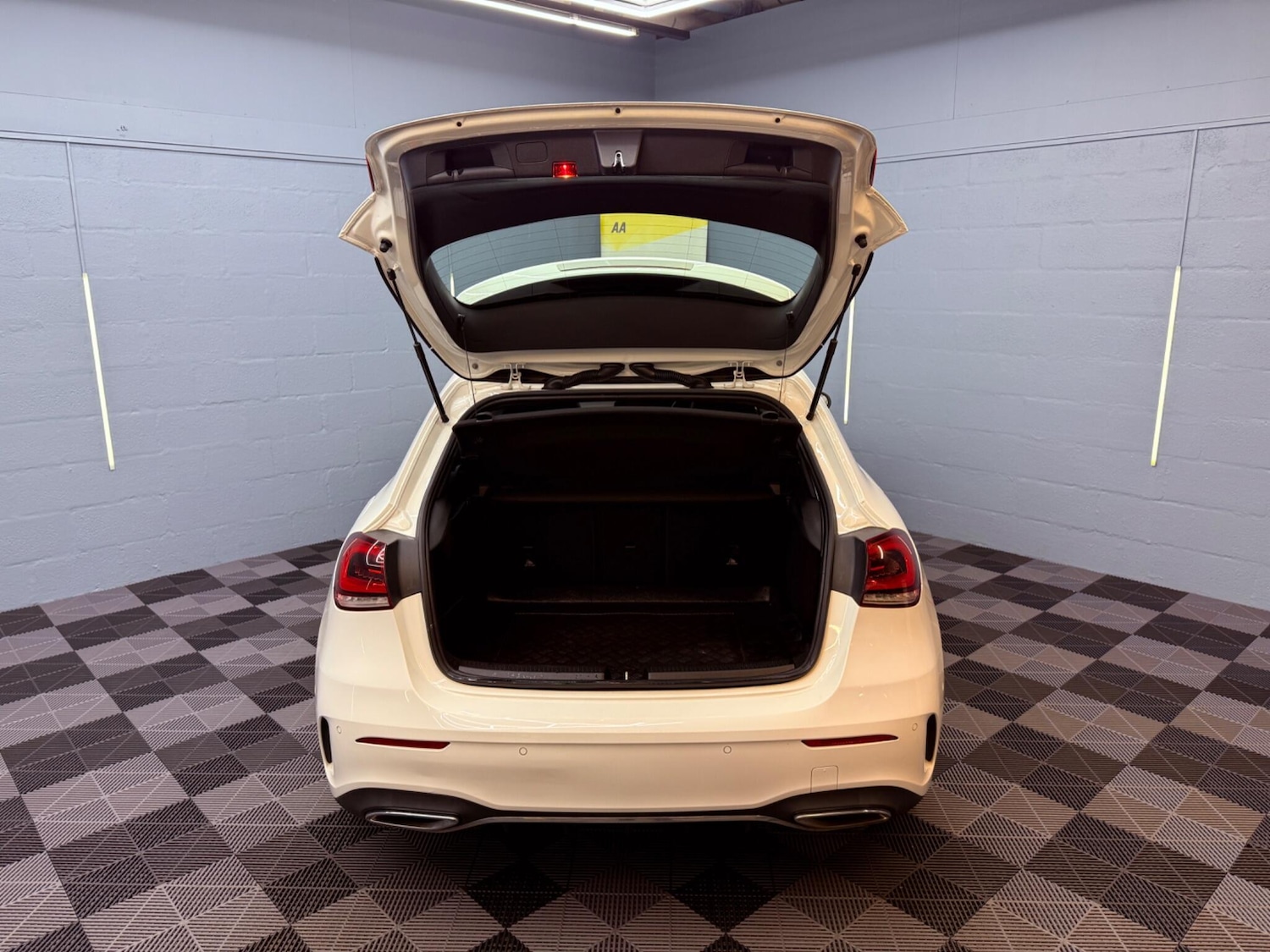 Used Mercedes-Benz A-Class 2019 for sale - 77344338: Photo 40