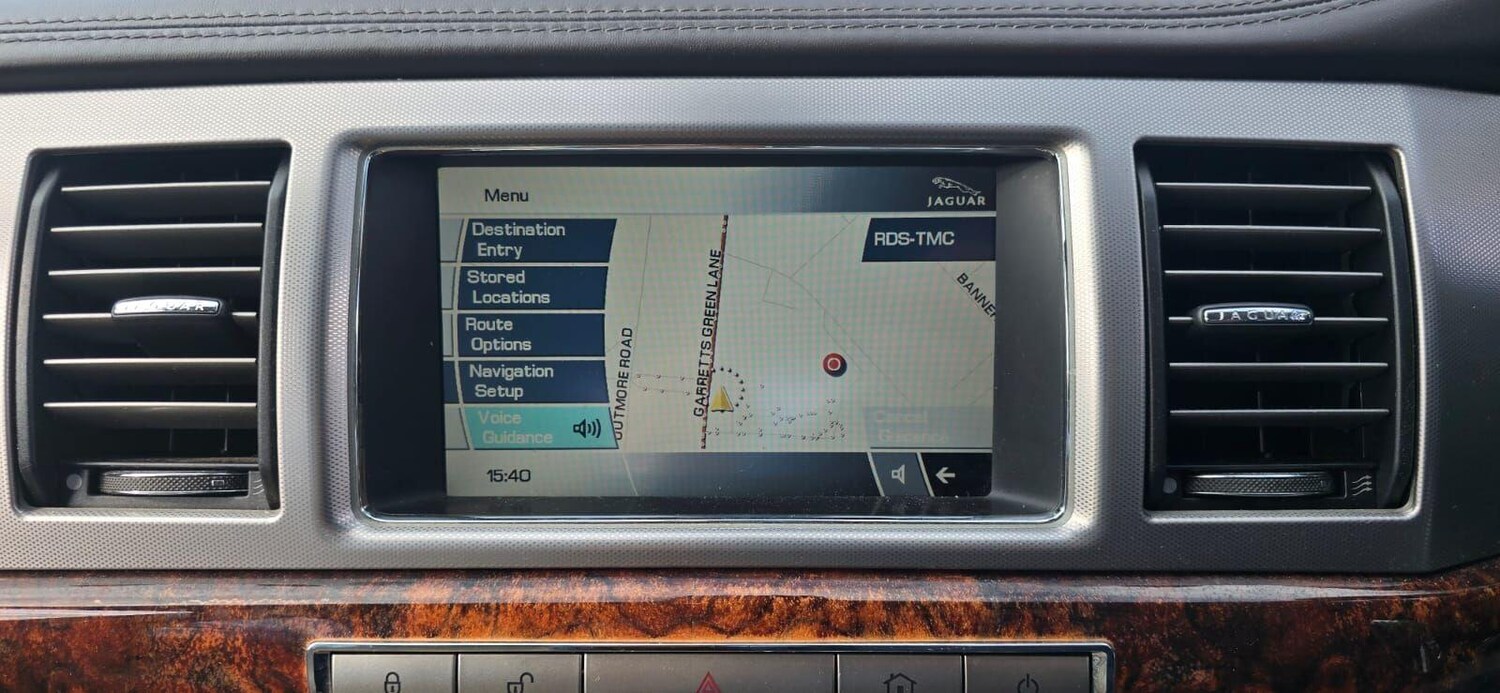 Used Jaguar XF 2010 for sale - 76560979: Photo 16