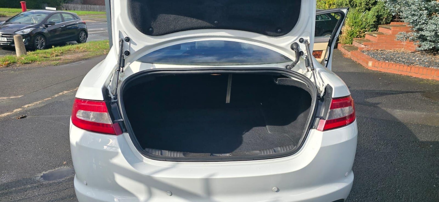 Used Jaguar XF 2010 for sale - 76560979: Photo 18