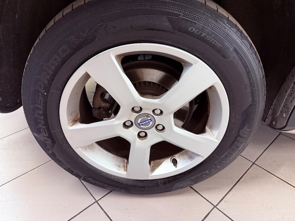 Used Volvo XC60 2011 for sale - 75311552: Photo 28