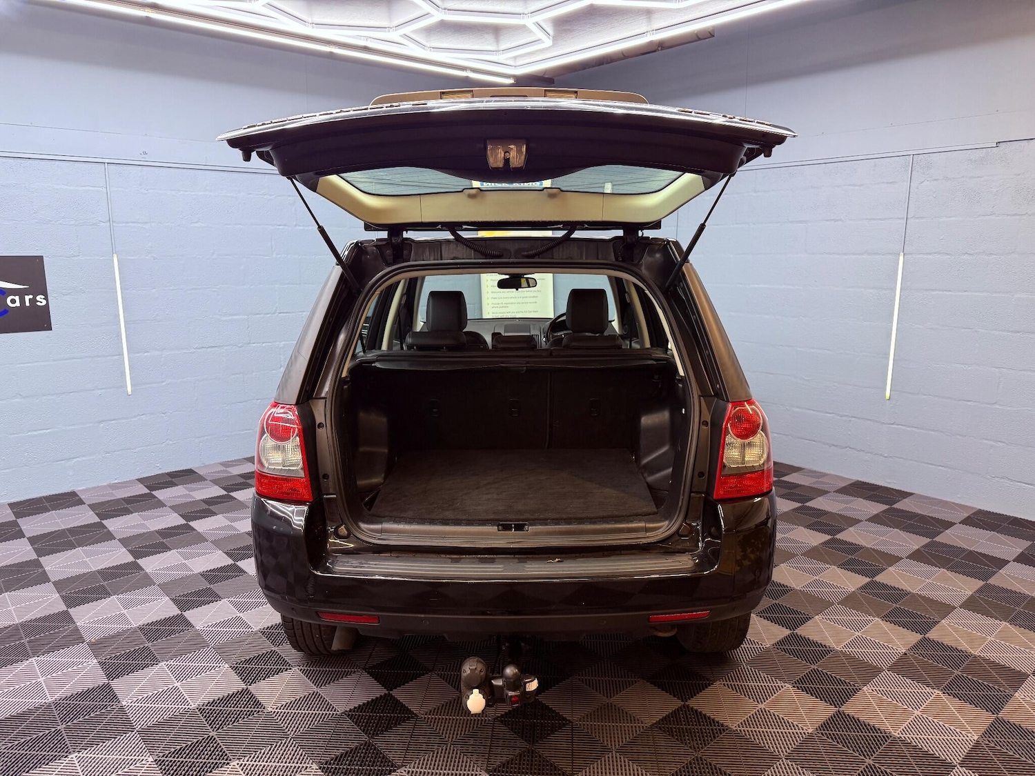 Used Land Rover Freelander 2 for sale - 76361391: Photo 25