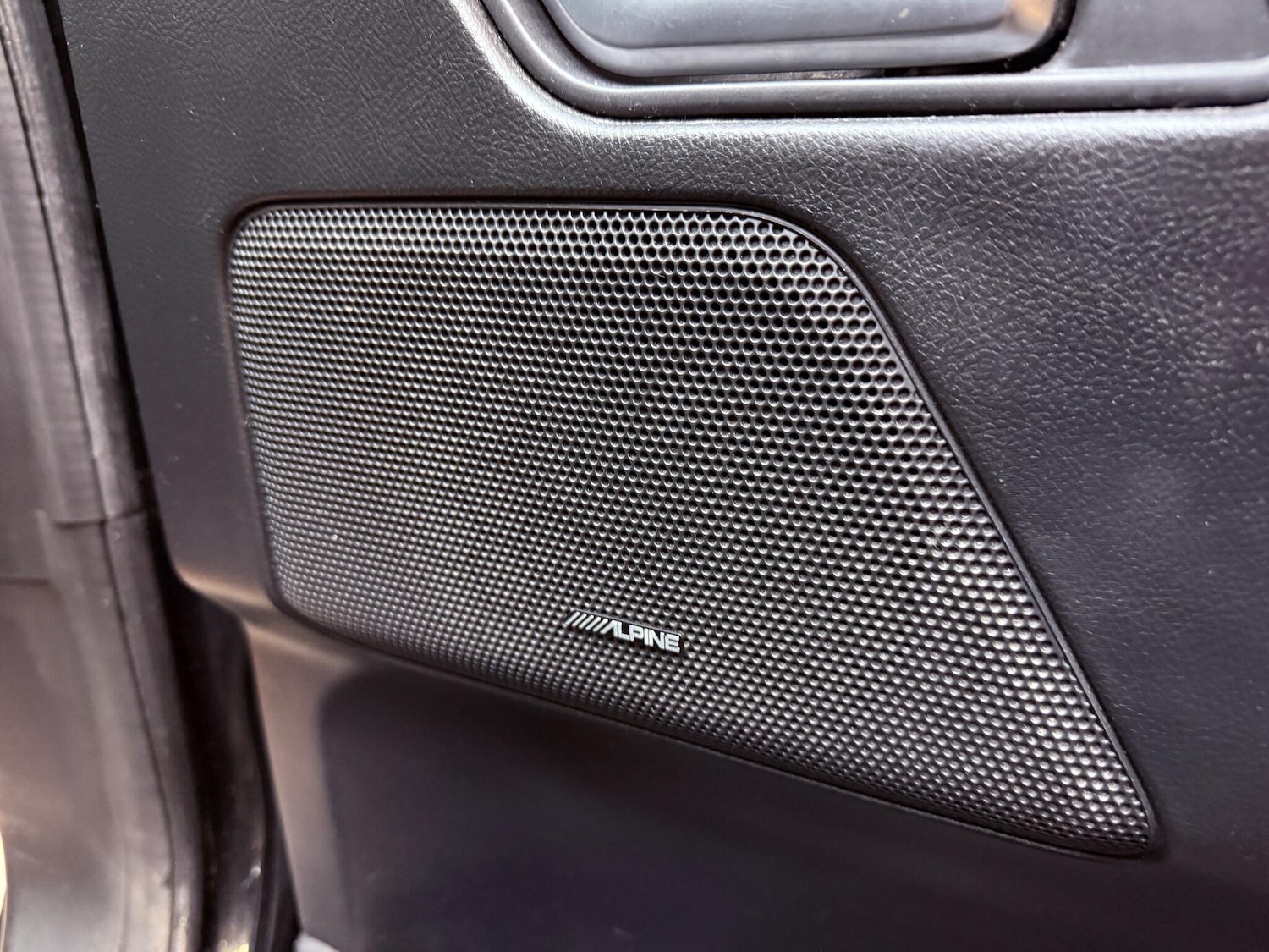 Used Land Rover Freelander 2 for sale - 76361391: Photo 34