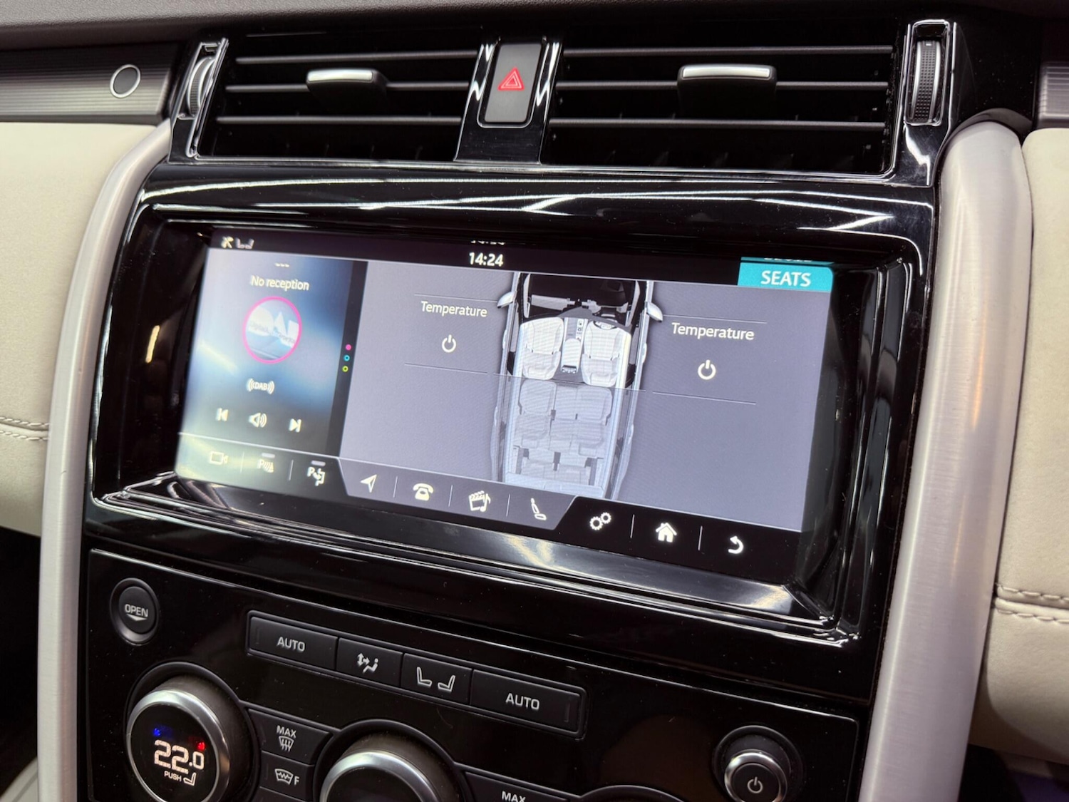 Used Land Rover Discovery 2018 for sale - 77066743: Photo 12