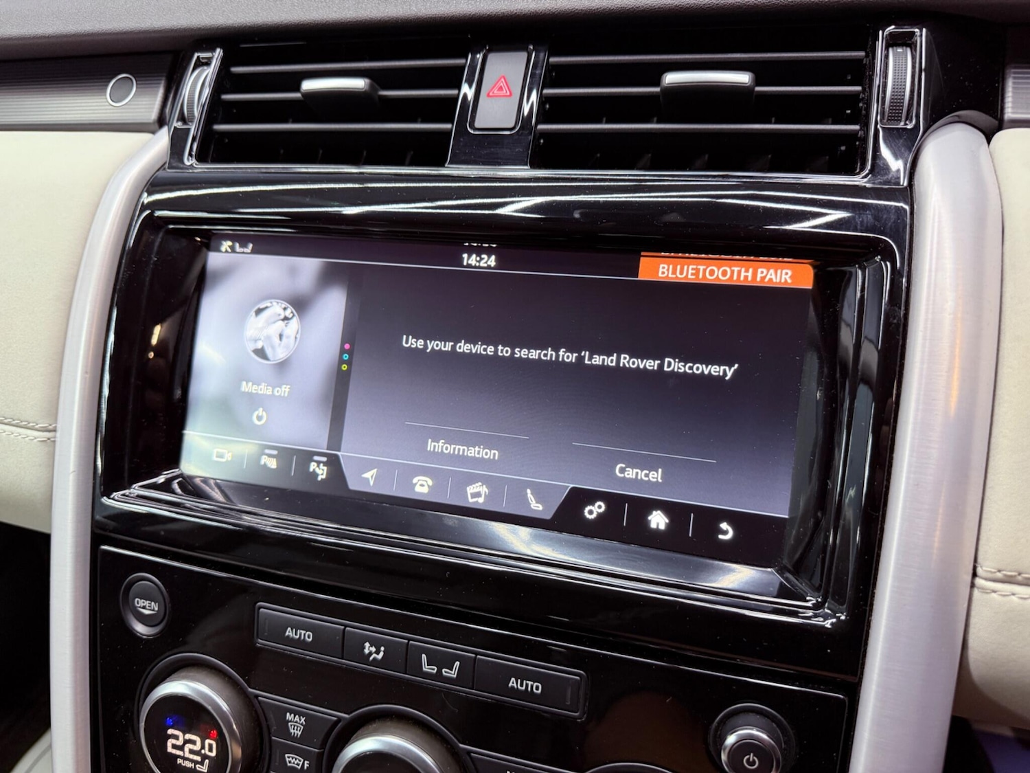 Used Land Rover Discovery 2018 for sale - 77066743: Photo 14