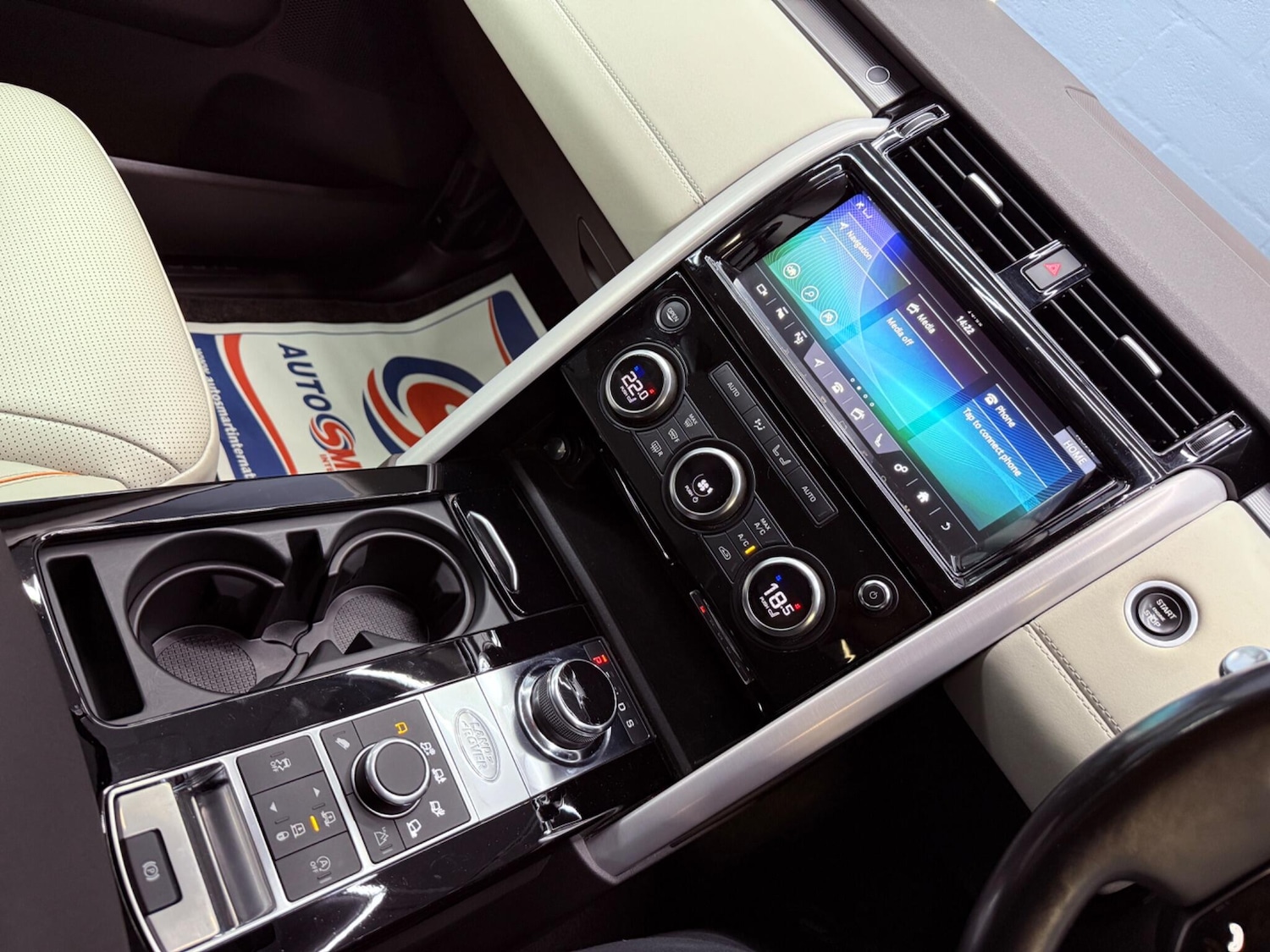 Used Land Rover Discovery 2018 for sale - 77066743: Photo 25