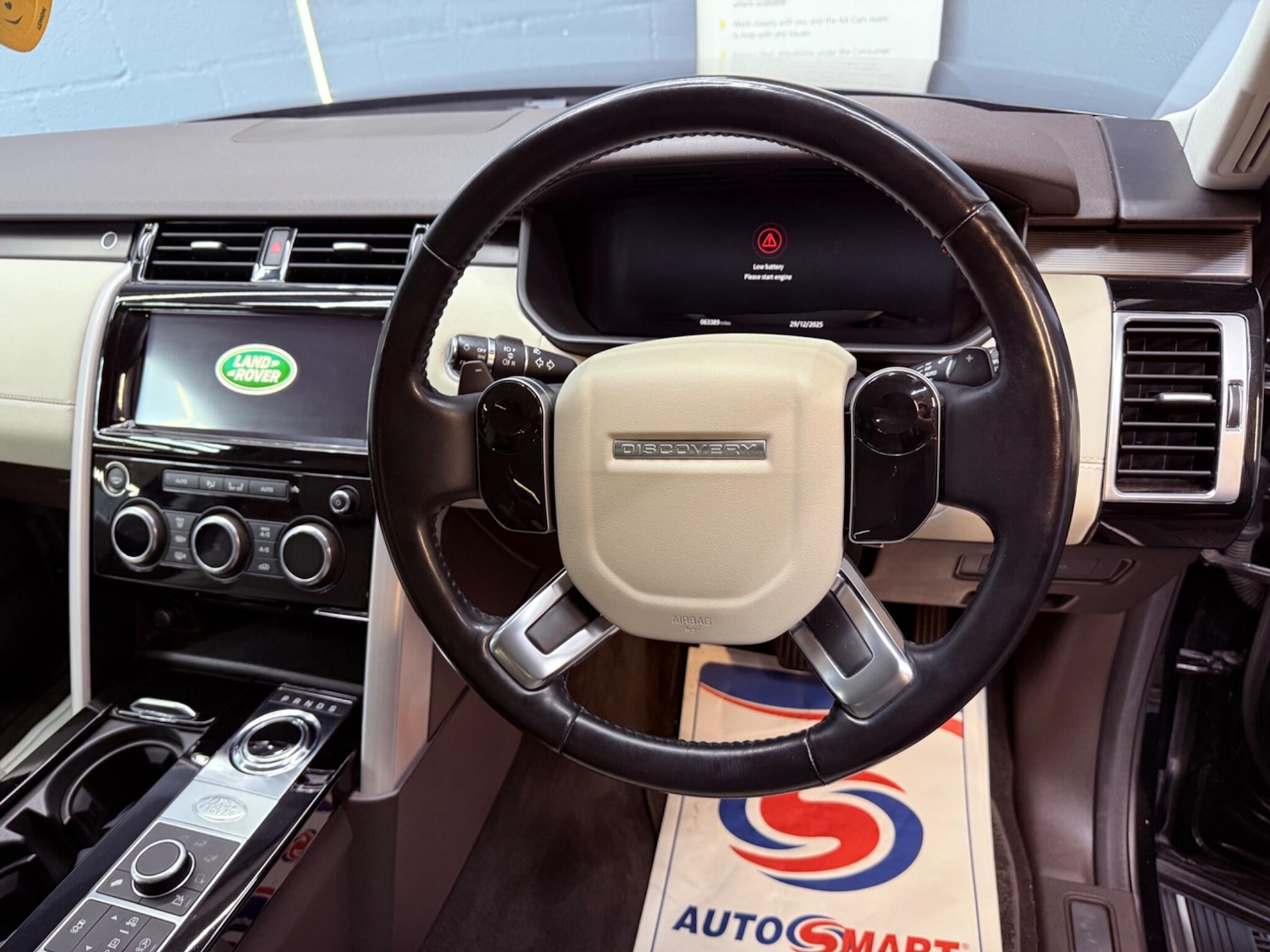 Used Land Rover Discovery 2018 for sale - 77066743: Photo 74