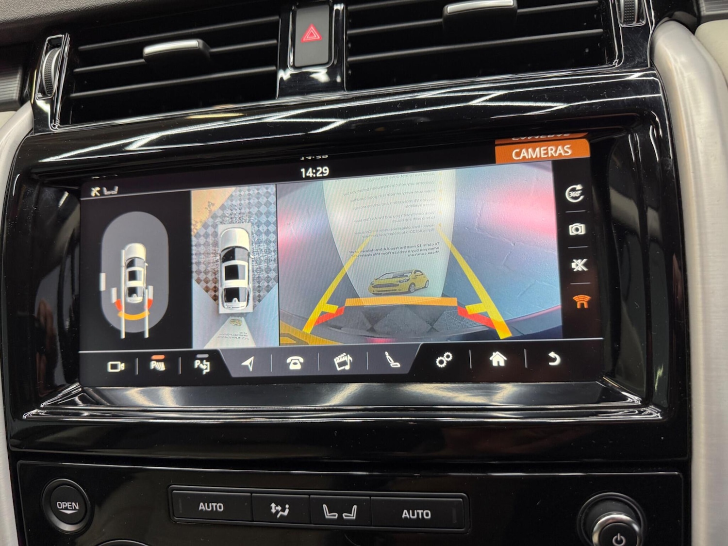 Used Land Rover Discovery 2018 for sale - 77066743: Photo 9