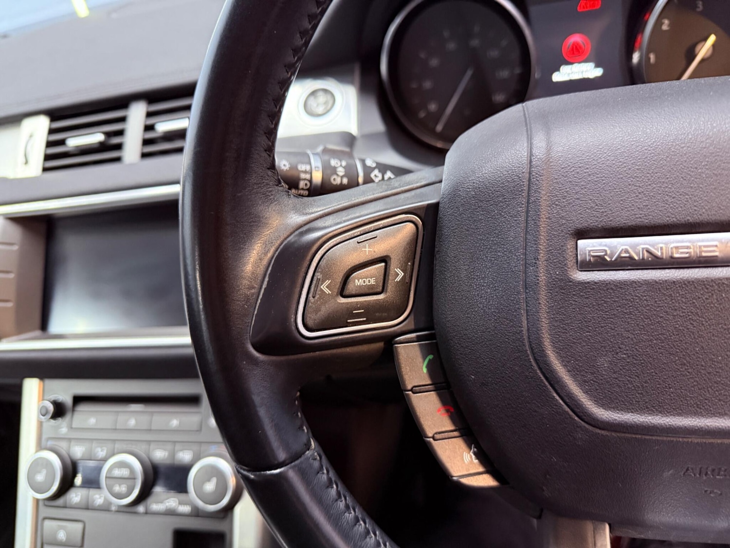 Used Land Rover Range Rover Evoque 2016 for sale - 78058179: Photo 24