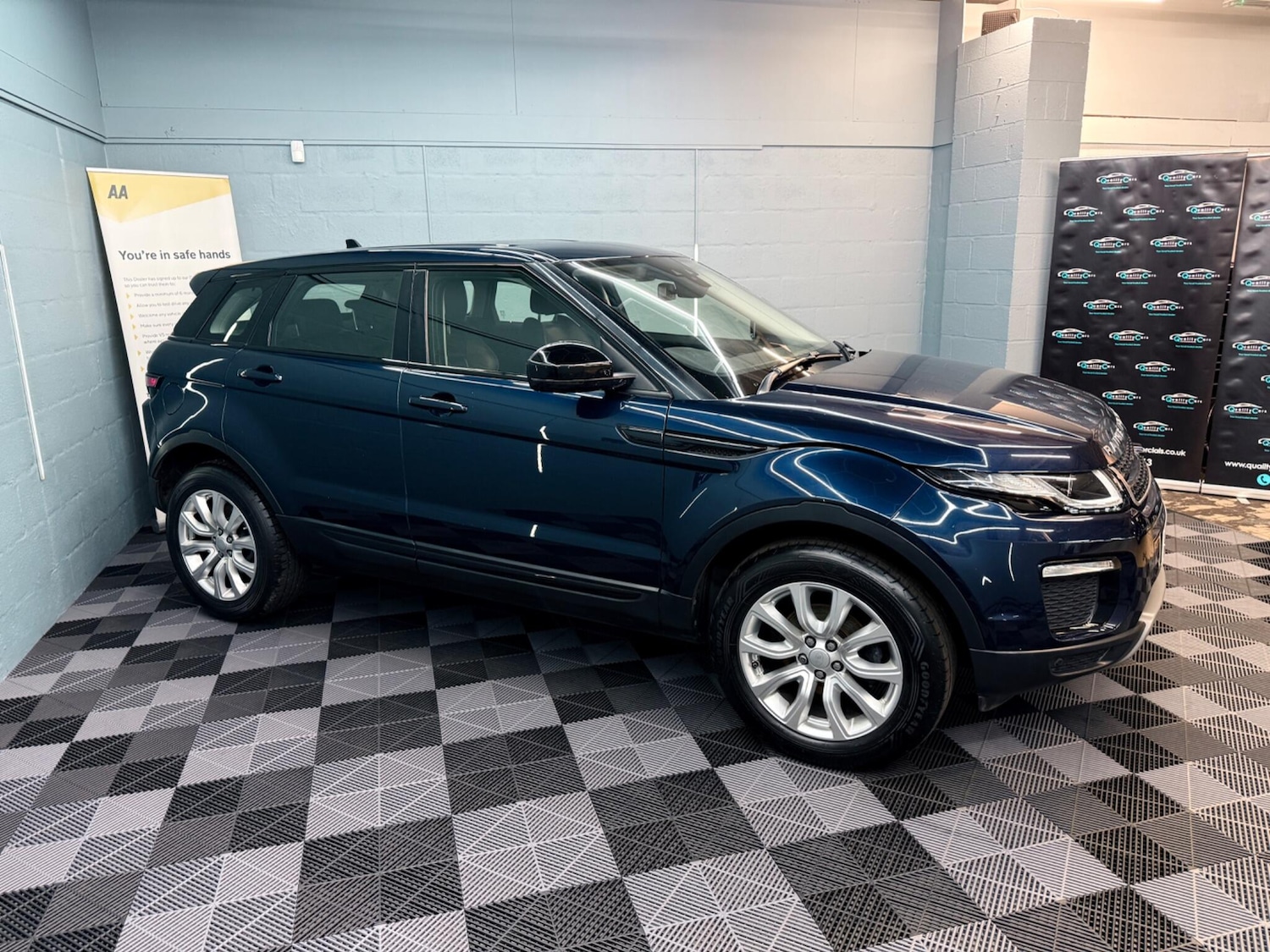 Used Land Rover Range Rover Evoque 2016 for sale - 78058179: Photo 4