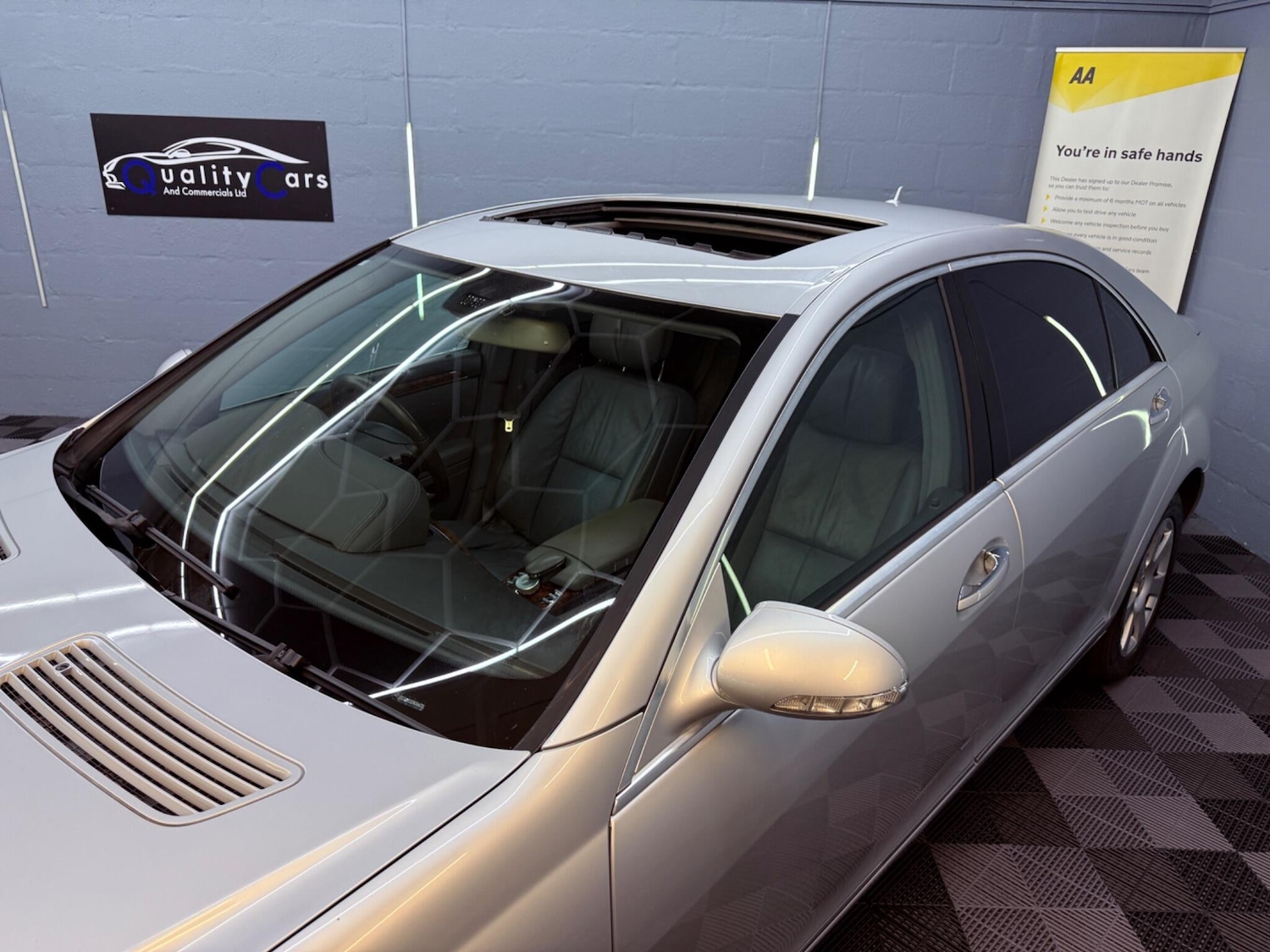 Vehicle 29