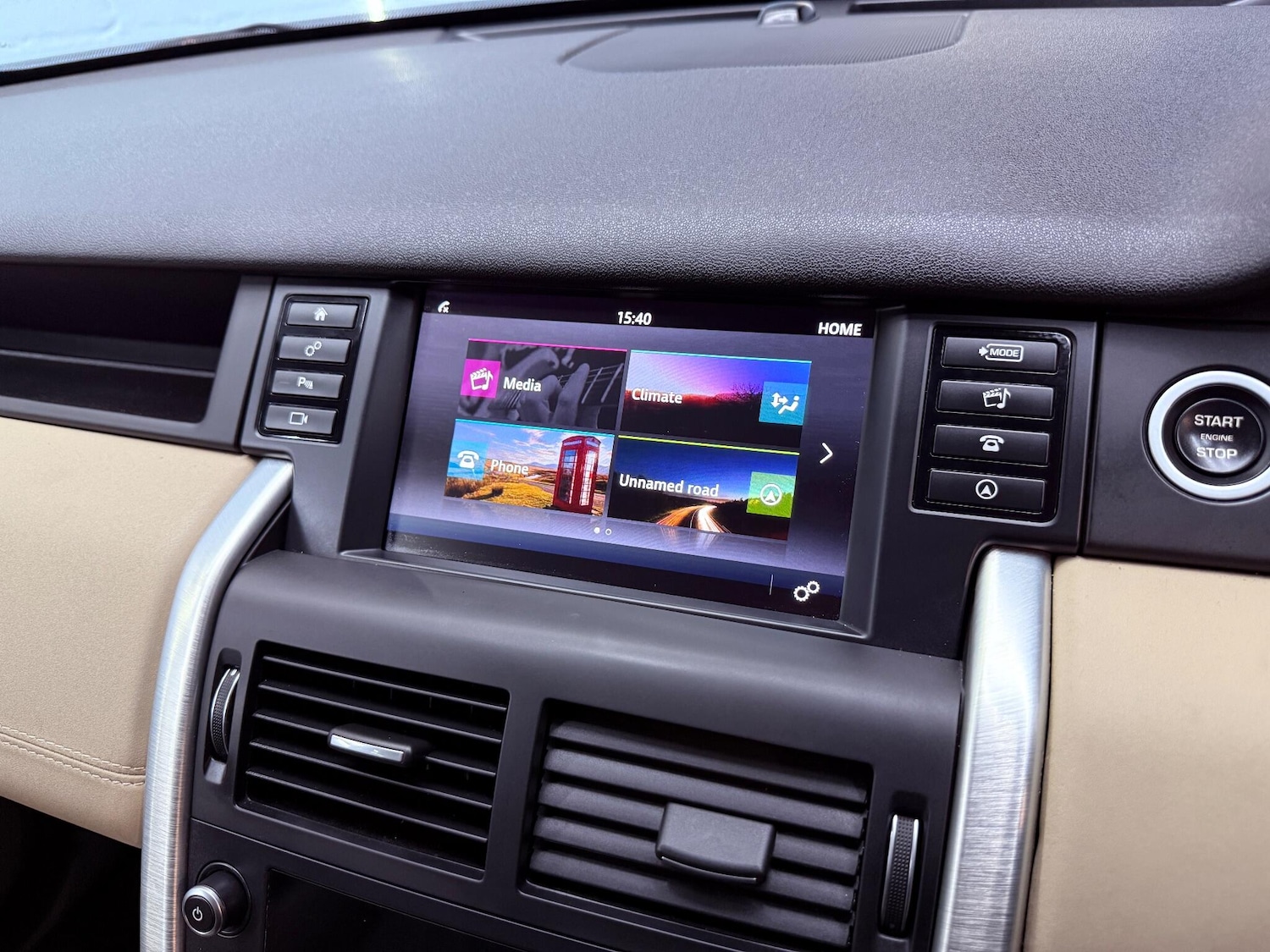 Used Land Rover Discovery Sport 2015 for sale - 76512174: Photo 14