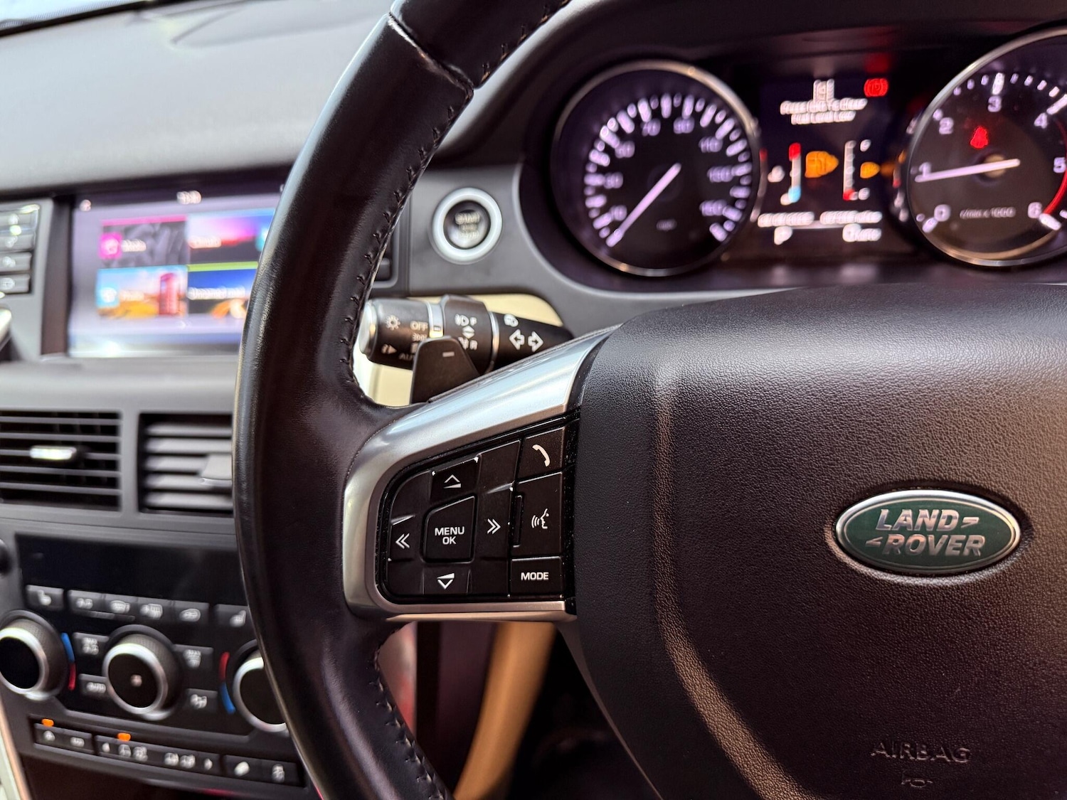 Used Land Rover Discovery Sport 2015 for sale - 76512174: Photo 19