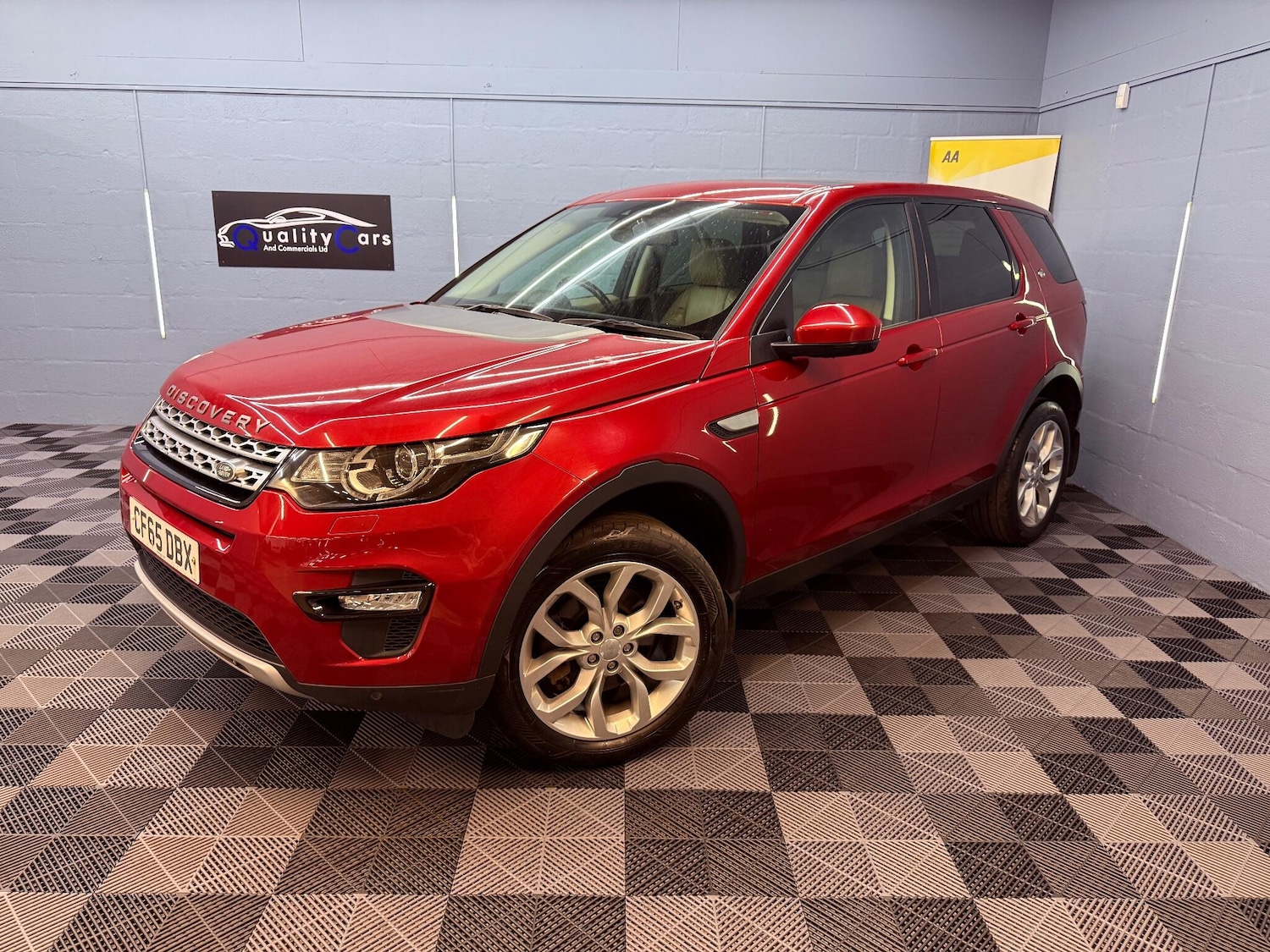 Used Land Rover Discovery Sport 2015 for sale - 76512174: Photo 2
