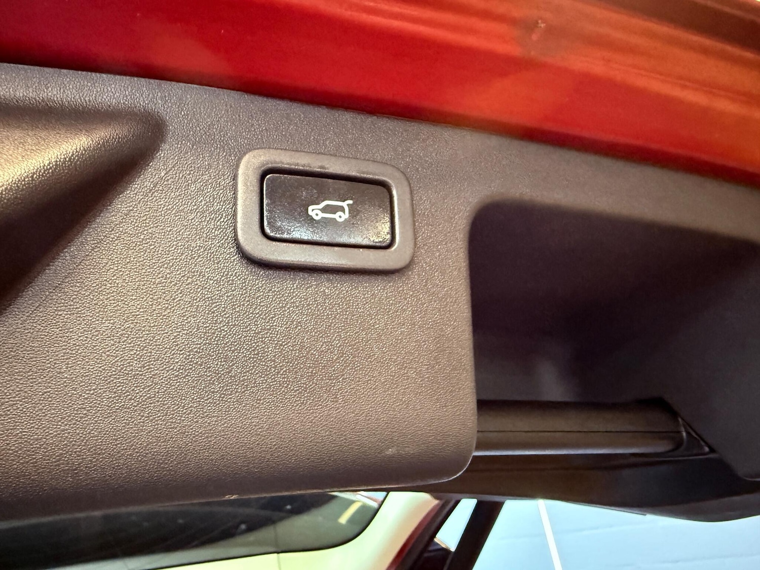 Used Land Rover Discovery Sport 2015 for sale - 76512174: Photo 35