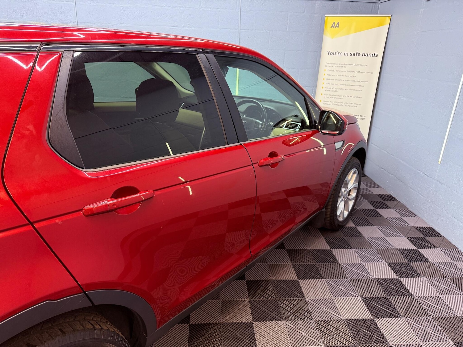 Used Land Rover Discovery Sport 2015 for sale - 76512174: Photo 45