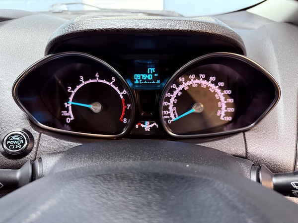 Used Ford Ecosport 2015 for sale - 76085288: Photo 13