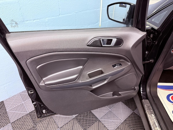 Used Ford Ecosport 2015 for sale - 76085288: Photo 17