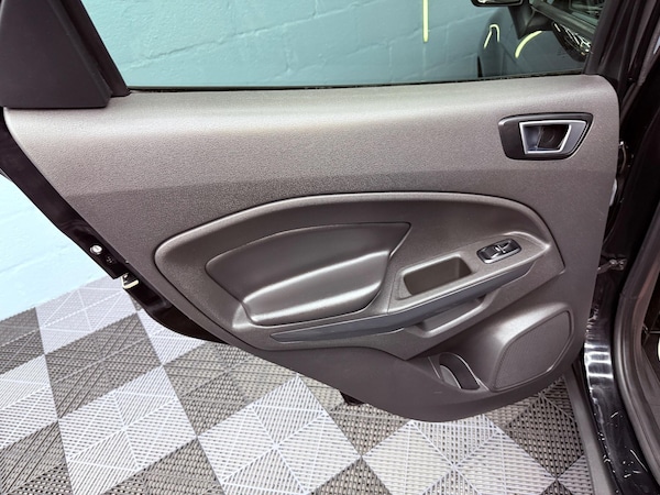 Used Ford Ecosport 2015 for sale - 76085288: Photo 22