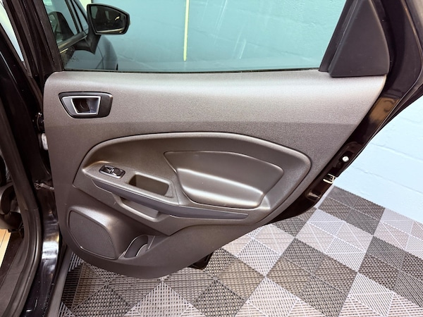 Used Ford Ecosport 2015 for sale - 76085288: Photo 28