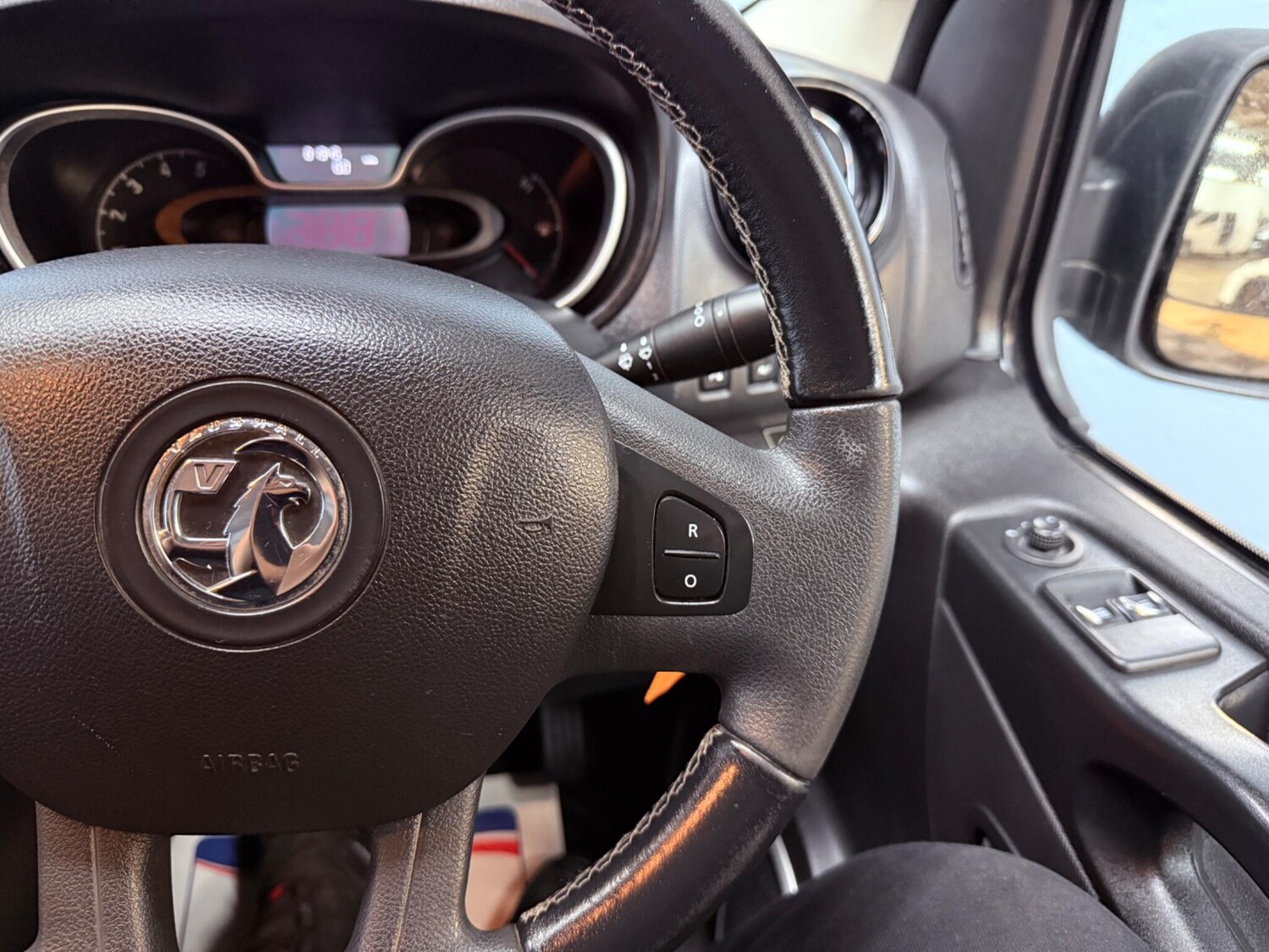 Used Vauxhall Vivaro 2019 for sale - 77456101: Photo 16