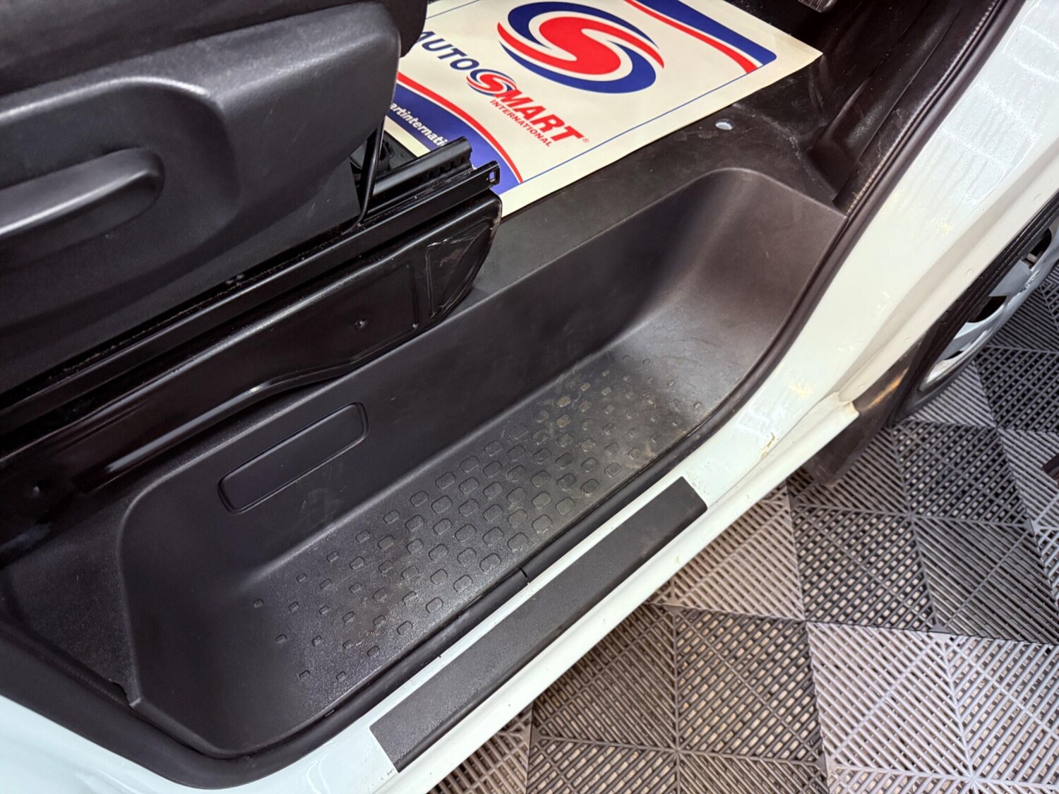 Used Vauxhall Vivaro 2019 for sale - 77456101: Photo 31