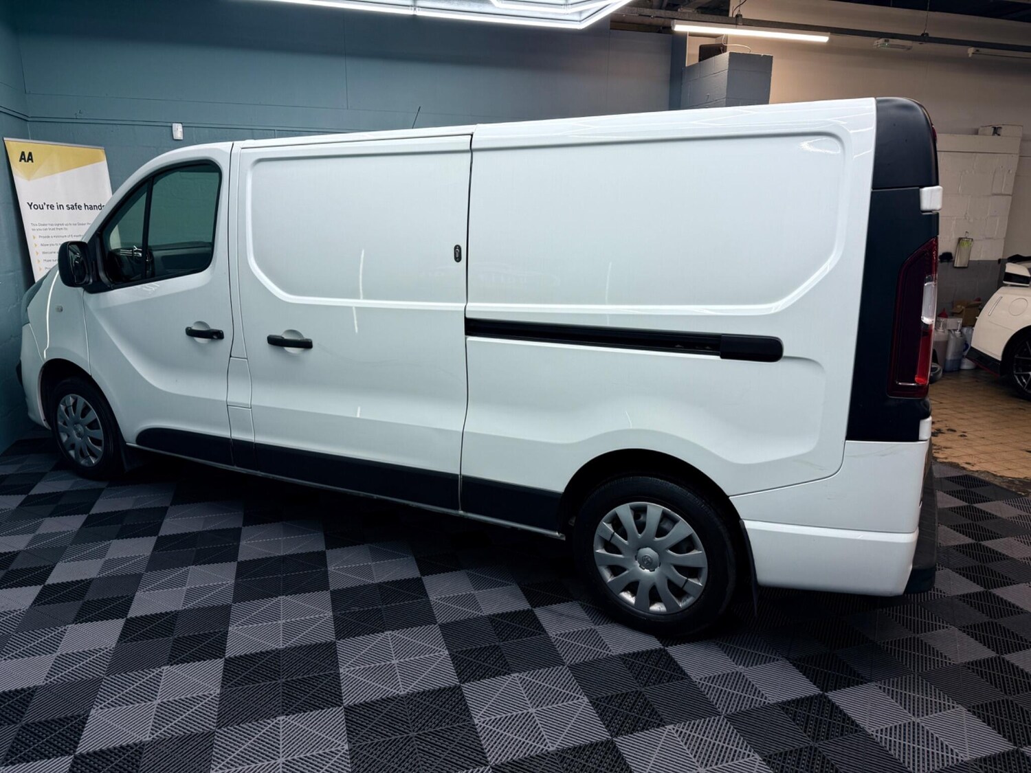 Used Vauxhall Vivaro 2019 for sale - 77456101: Photo 36