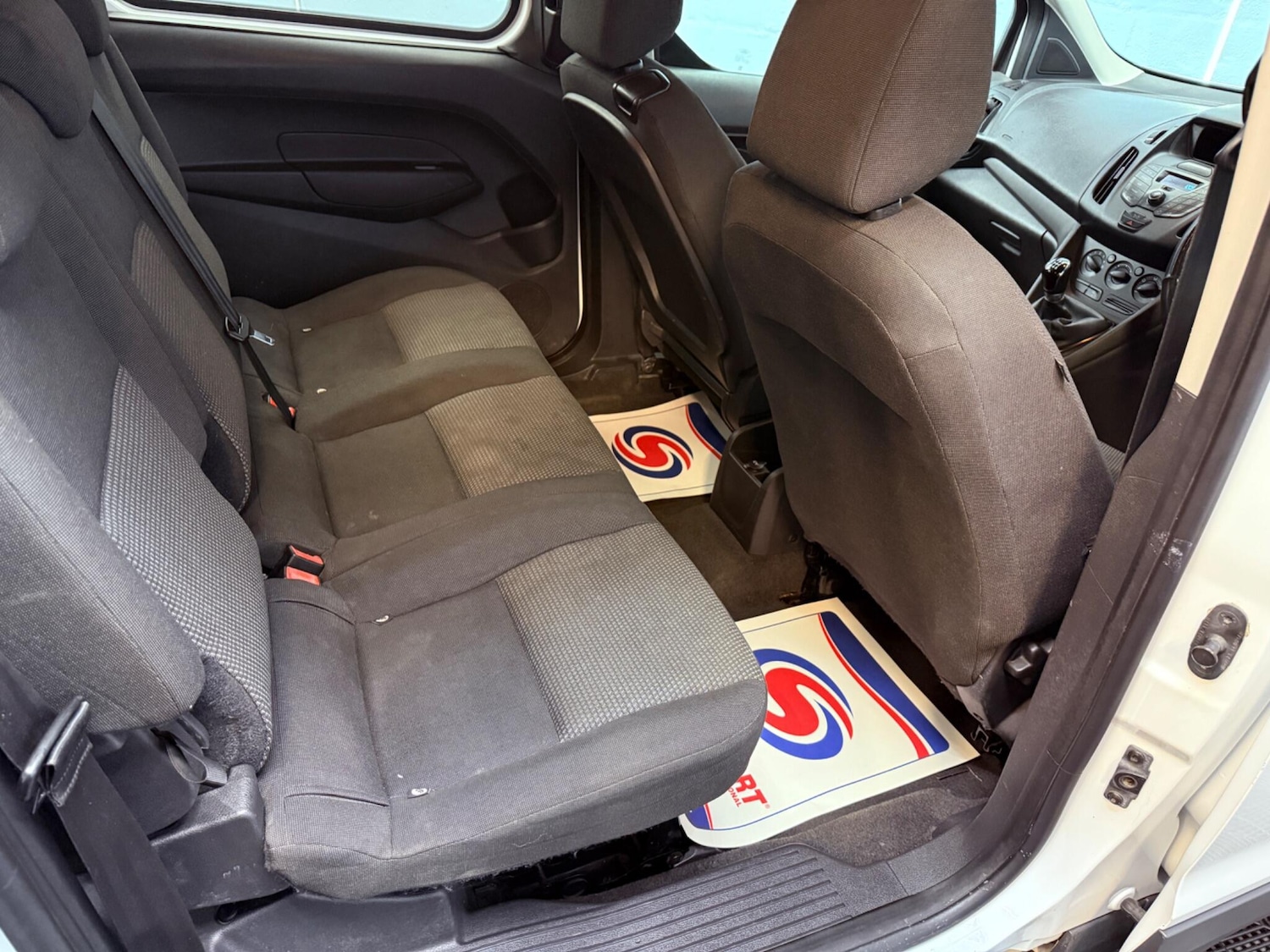 Used Ford Grand Tourneo Connect 2015 for sale - 75884195: Photo 28