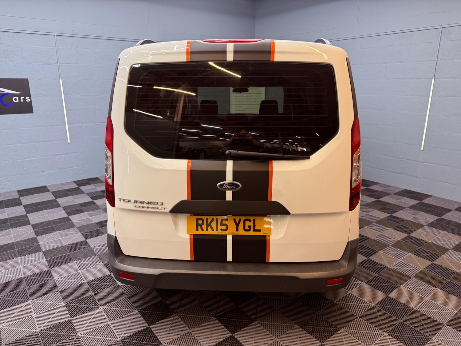 Used Ford Grand Tourneo Connect 2015 for sale - 75884195: Photo 34