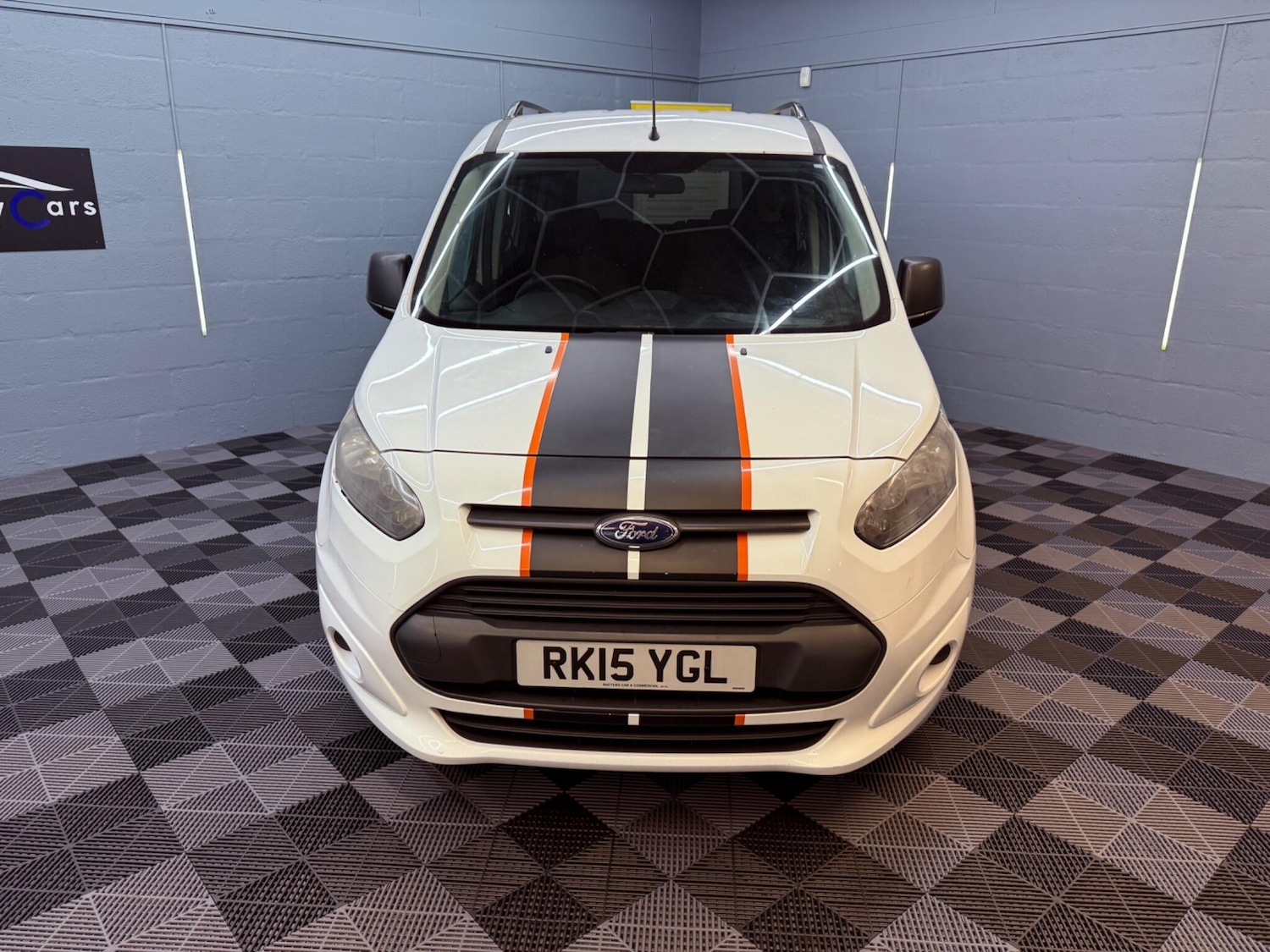 Used Ford Grand Tourneo Connect 2015 for sale - 75884195: Photo 7