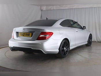 Used Mercedes-Benz C-Class 2012 for sale - 75577834: Photo