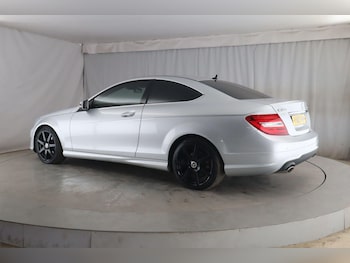 Used Mercedes-Benz C-Class 2012 for sale - 75577834: Photo