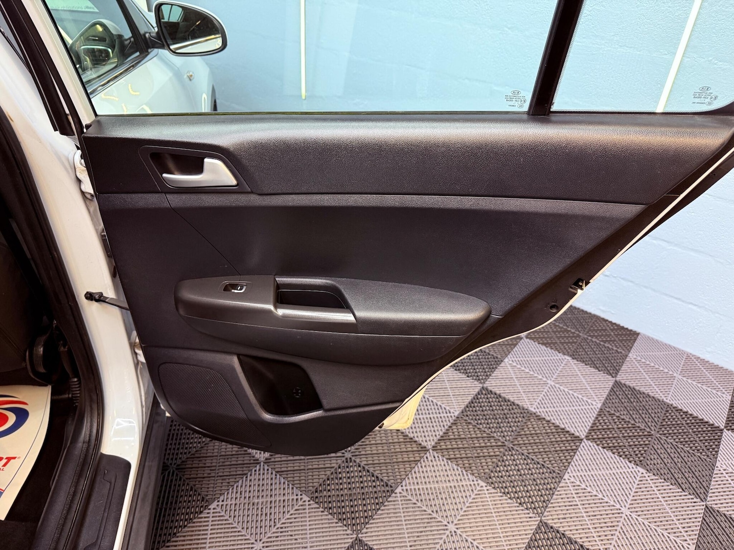 Used Kia Sportage 2018 for sale - 76991629: Photo 34