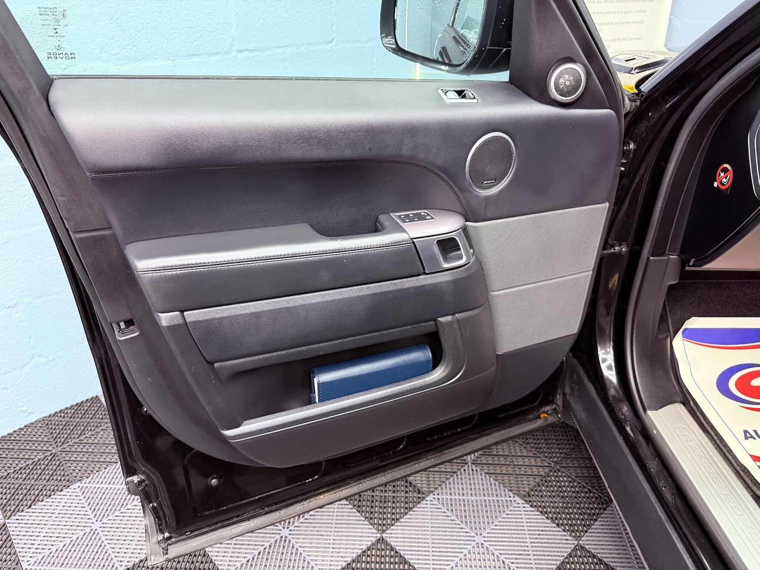 Used Land Rover Range Rover Sport 2018 for sale - 76269832: Photo 34