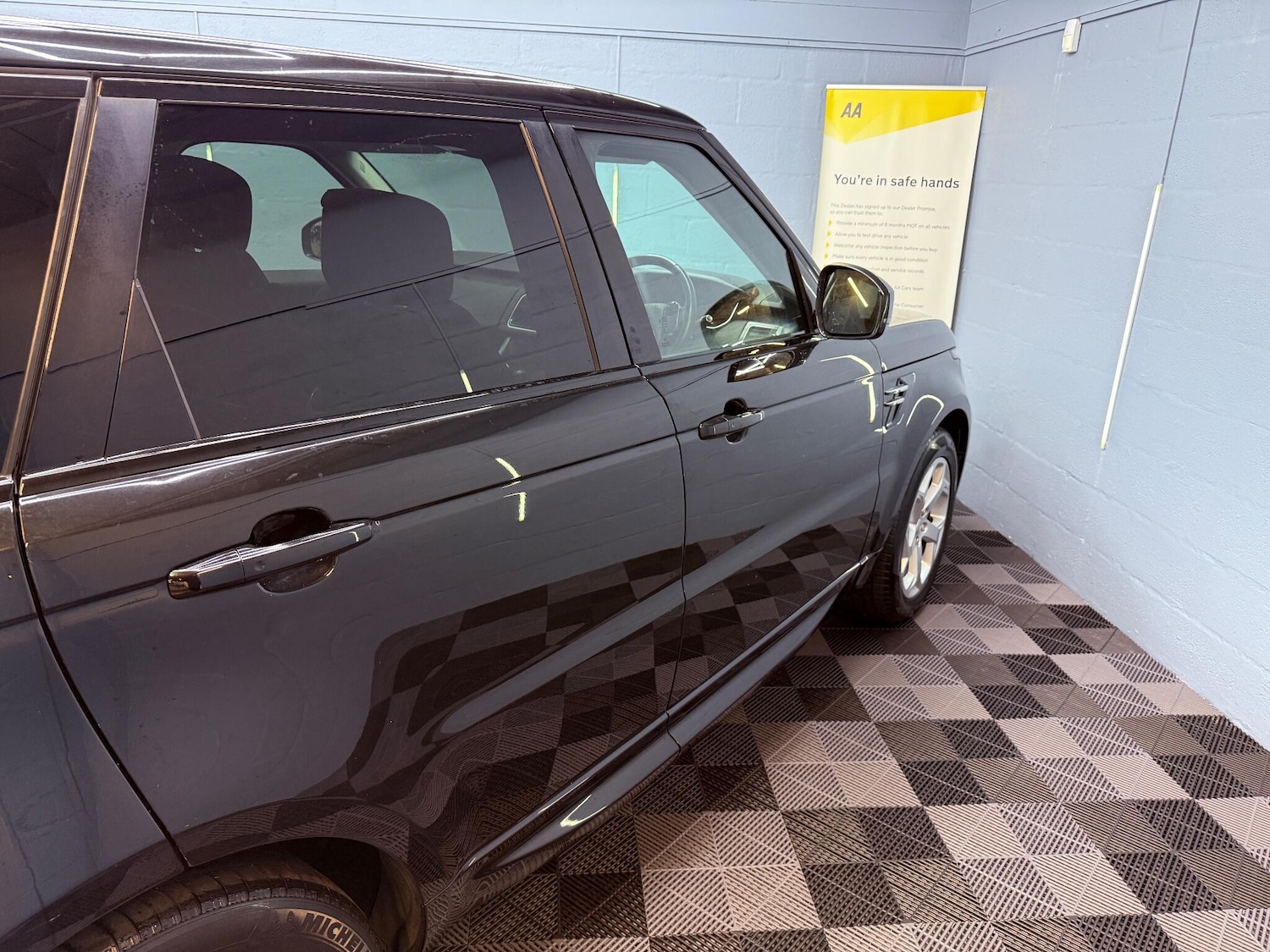 Used Land Rover Range Rover Sport 2018 for sale - 76269832: Photo 60