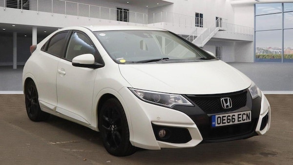 Used Honda Civic 2016 for sale - 76227485: Photo 2