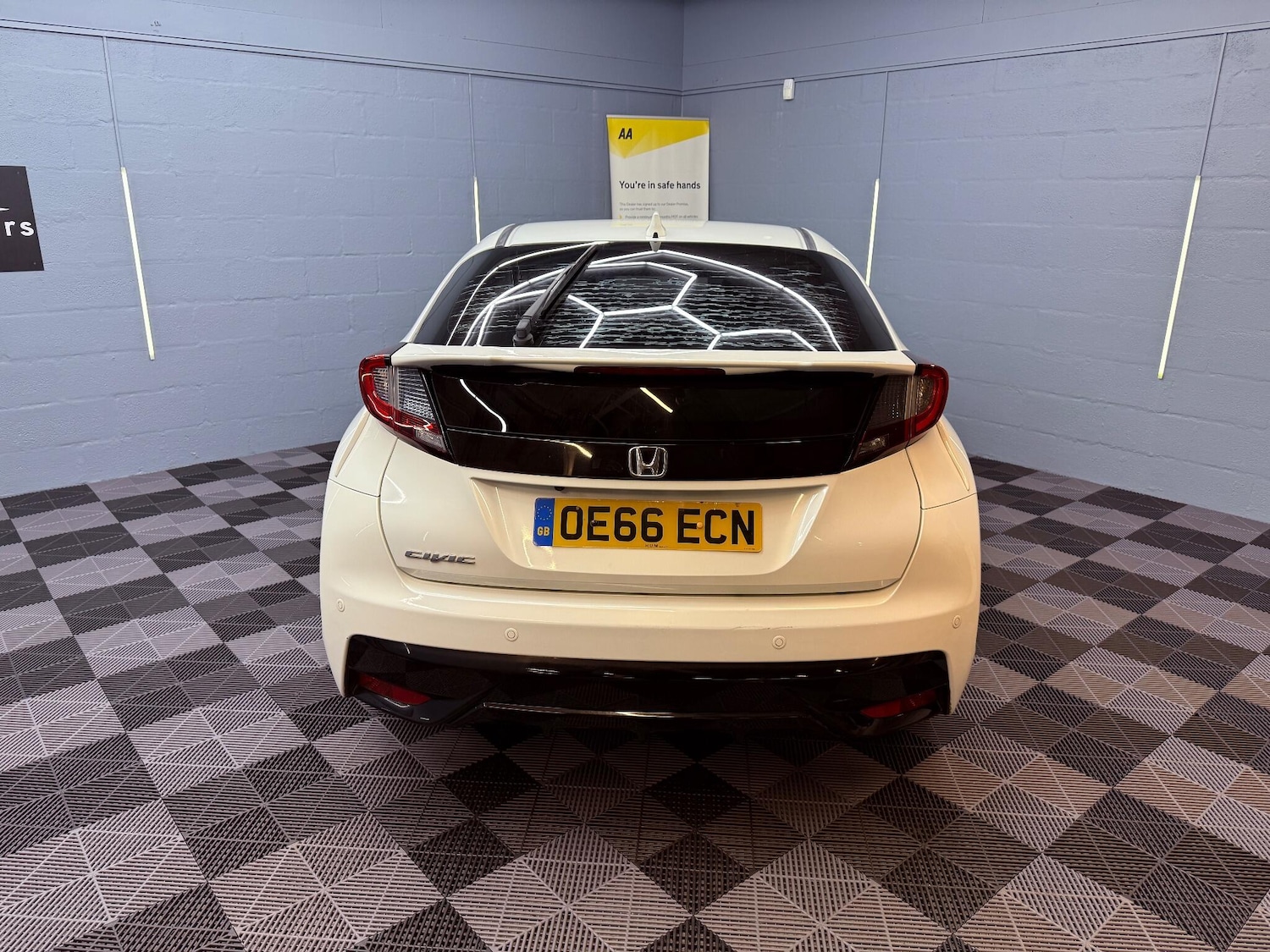 Used Honda Civic 2016 for sale - 76227485: Photo 47