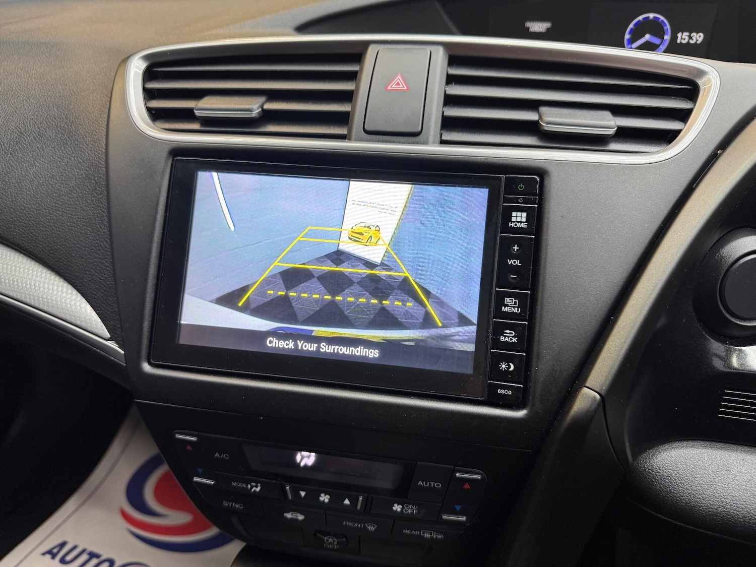 Used Honda Civic 2016 for sale - 76227485: Photo 8