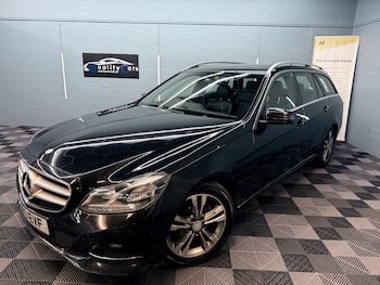 Used Mercedes-Benz E Class 2013 for sale - 76742834: Photo