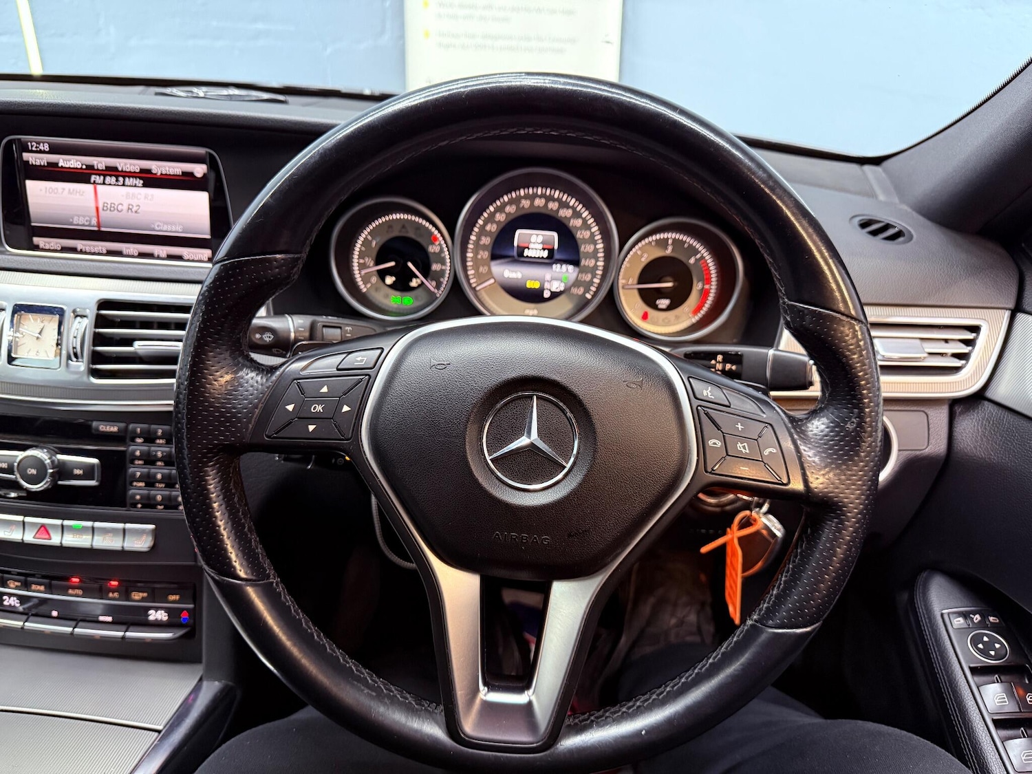 Used Mercedes-Benz E Class 2013 for sale - 76742834: Photo 23