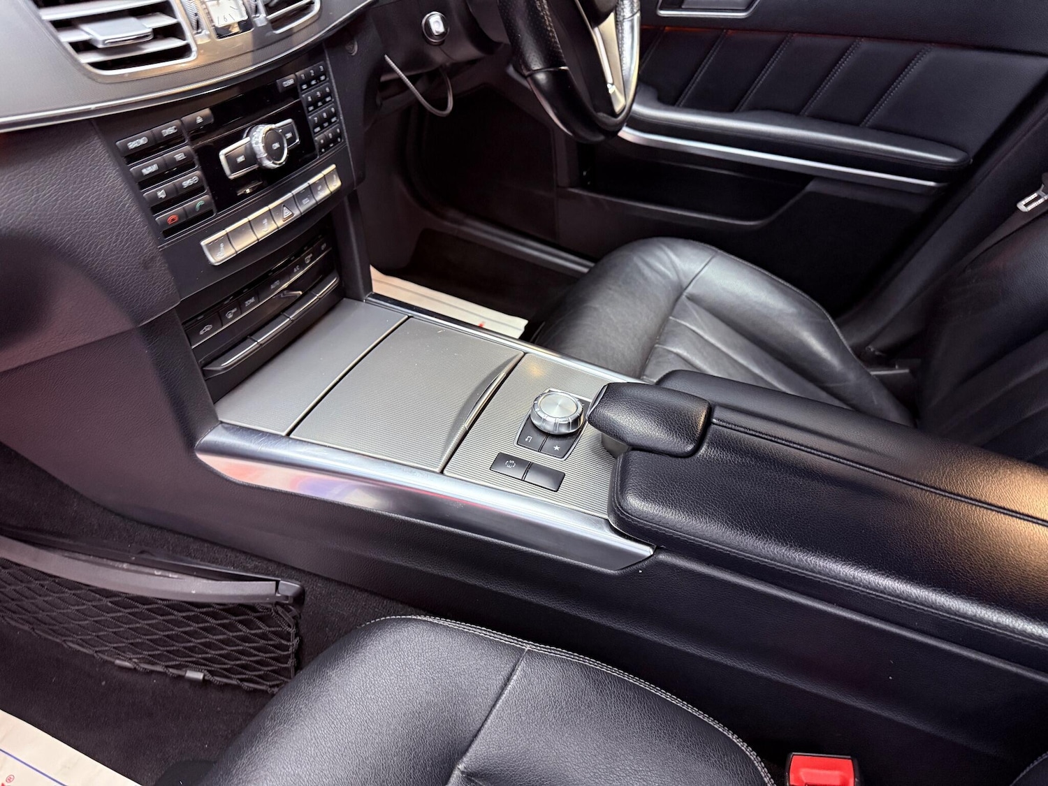 Used Mercedes-Benz E Class 2013 for sale - 76742834: Photo 28