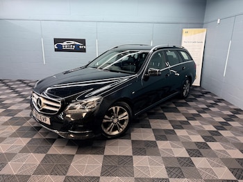 Used Mercedes-Benz E Class 2013 for sale - 76742834: Photo