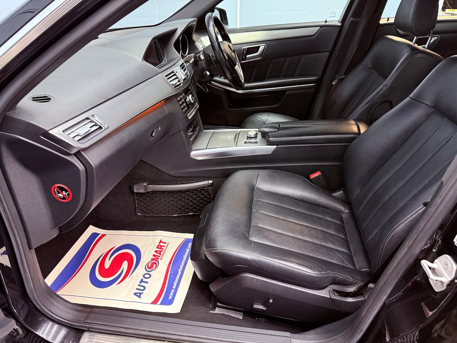 Used Mercedes-Benz E Class 2013 for sale - 76742834: Photo 30