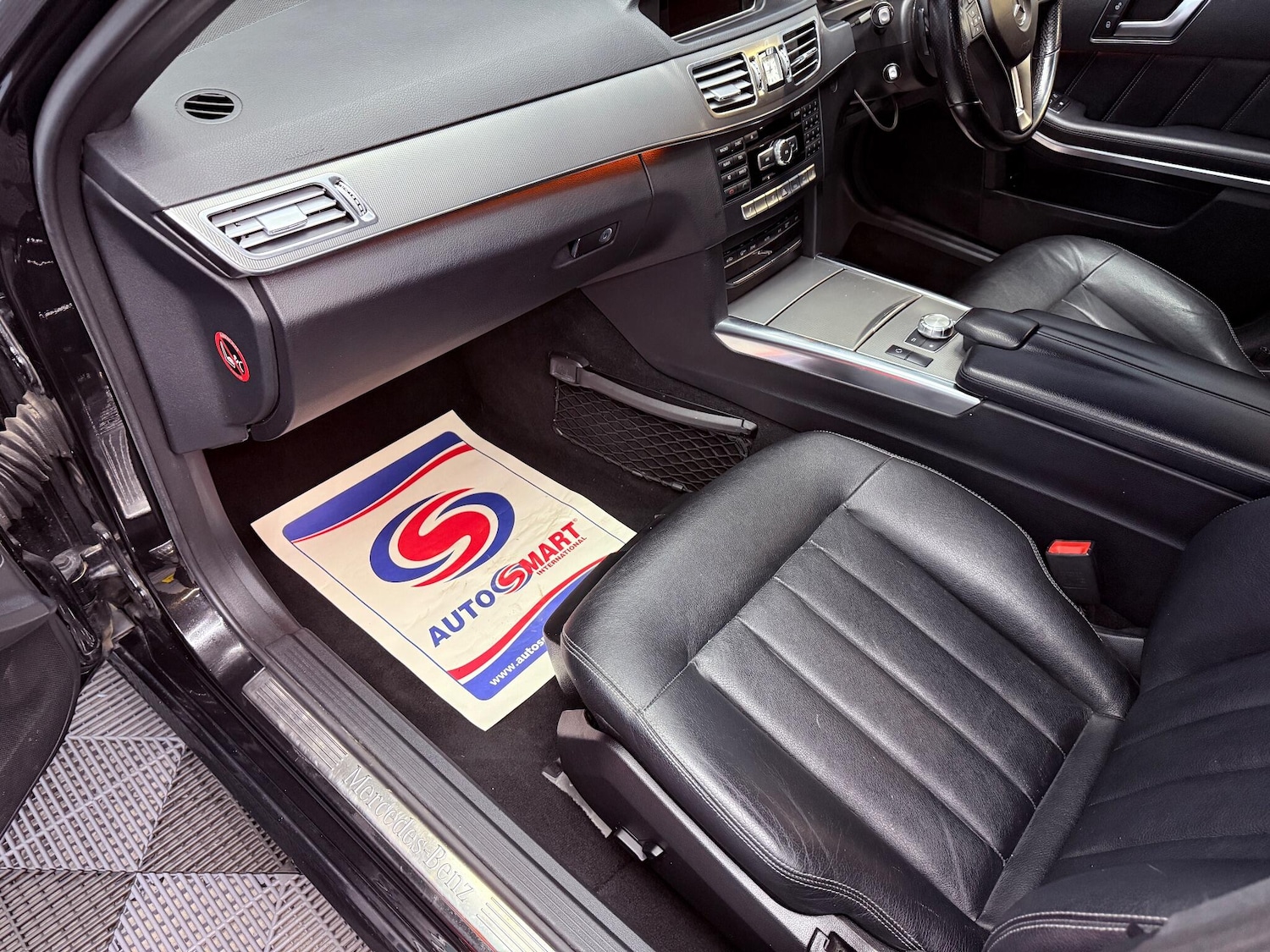 Used Mercedes-Benz E Class 2013 for sale - 76742834: Photo 31