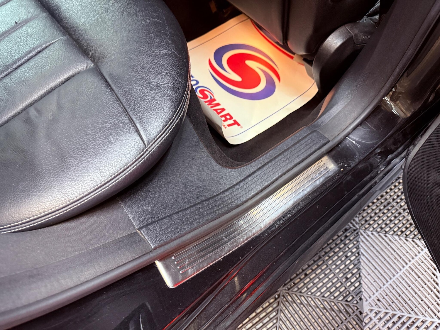 Used Mercedes-Benz E Class 2013 for sale - 76742834: Photo 42