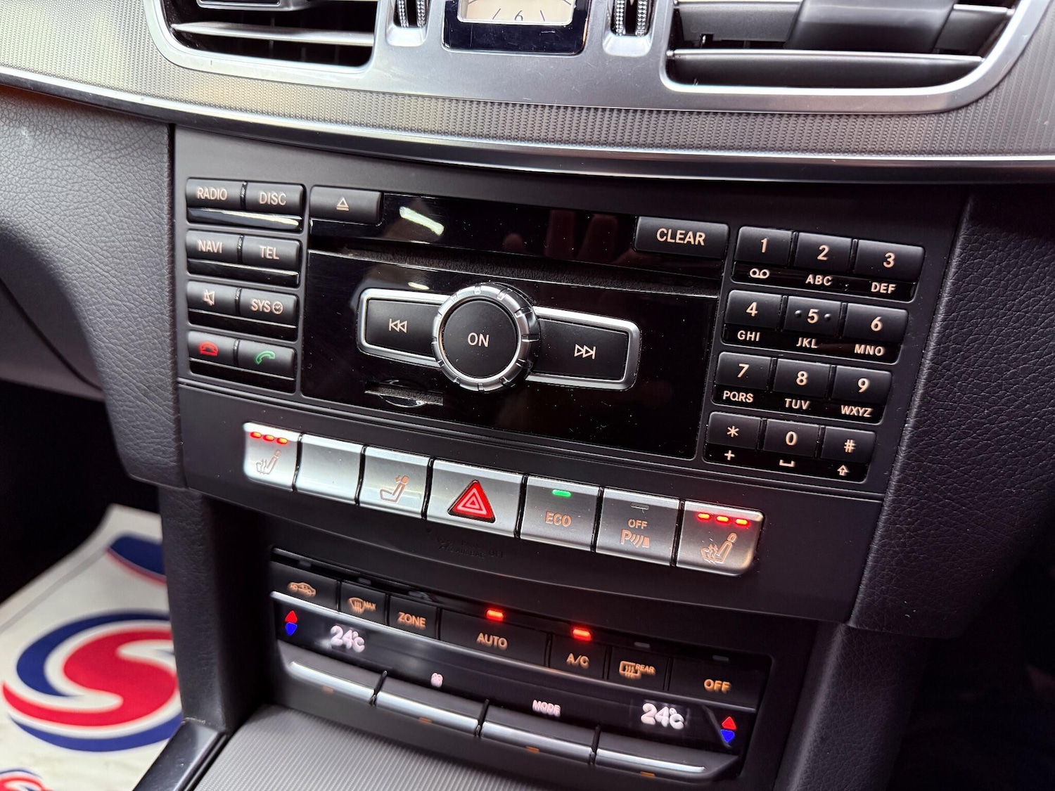 Used Mercedes-Benz E Class 2013 for sale - 76742834: Photo 8