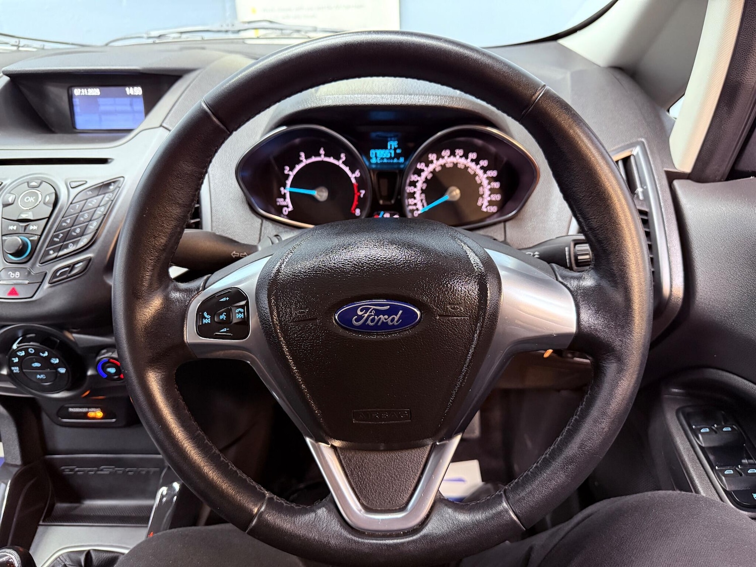 Used Ford Ecosport 2016 for sale - 76671493: Photo 17