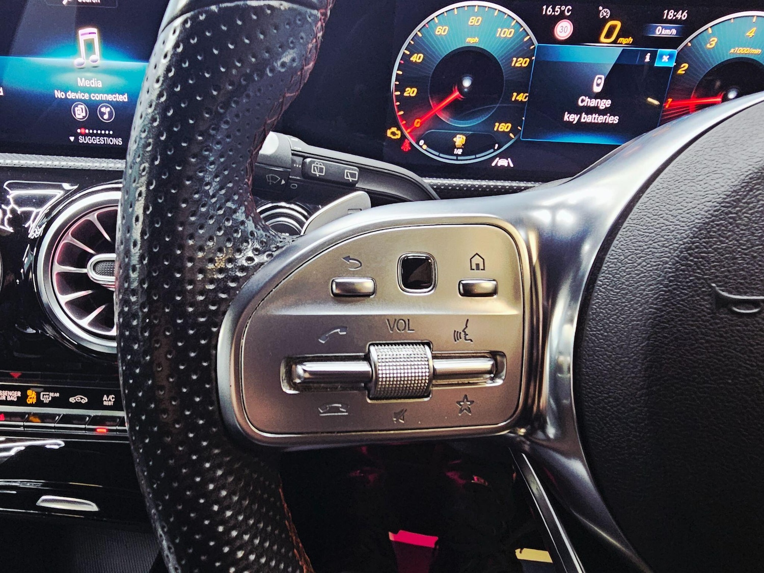 Used Mercedes-Benz A-Class 2018 for sale - 78128062: Photo 21