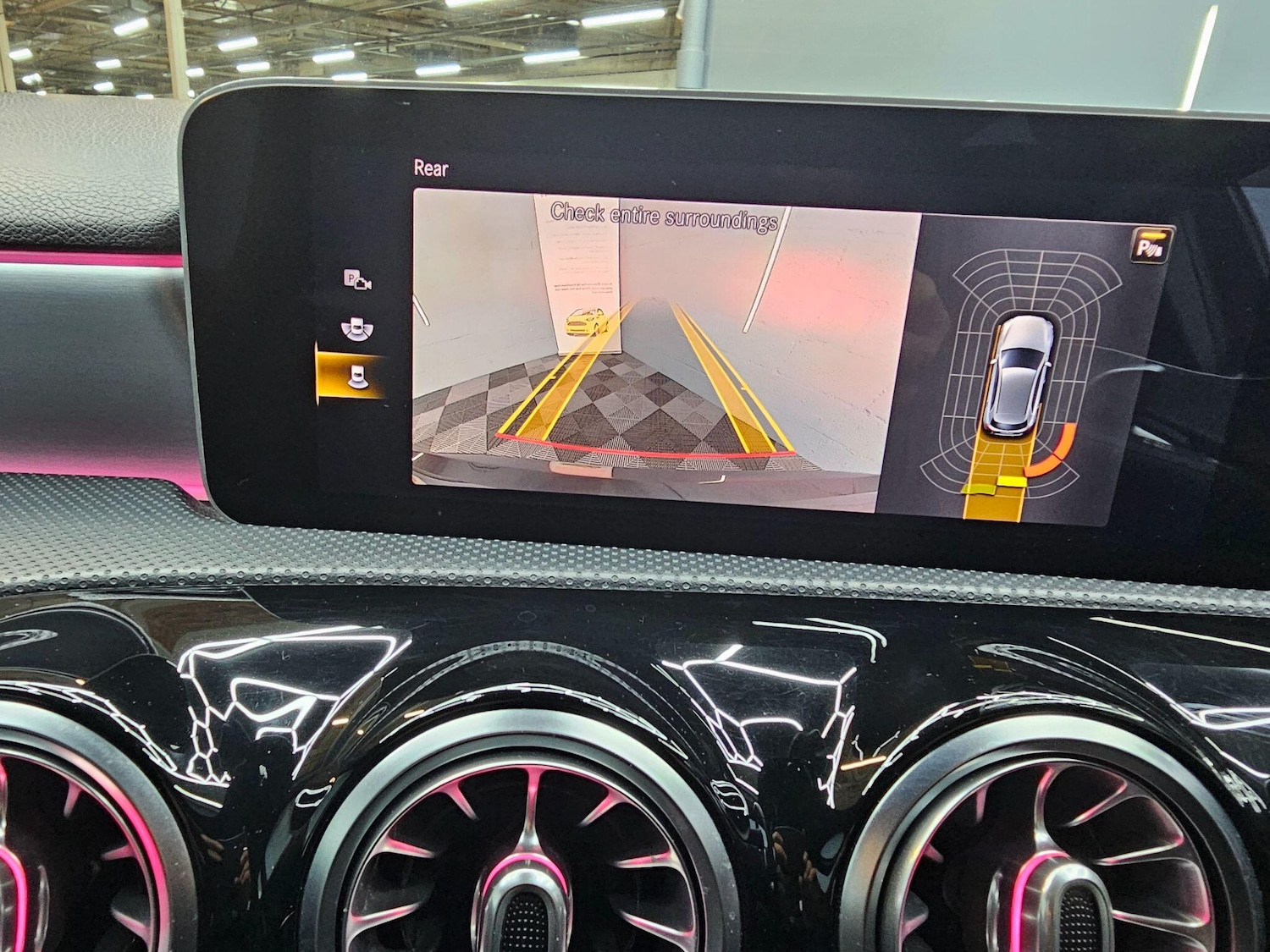 Used Mercedes-Benz A-Class 2018 for sale - 78128062: Photo 28