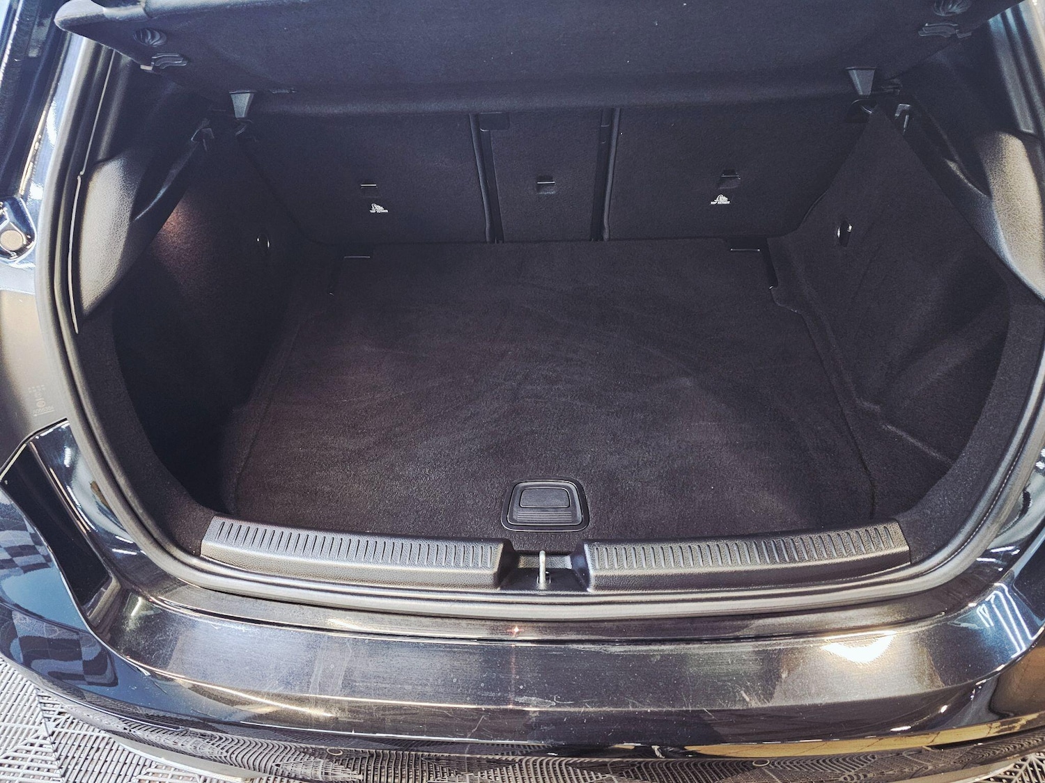 Used Mercedes-Benz A-Class 2018 for sale - 78128062: Photo 30